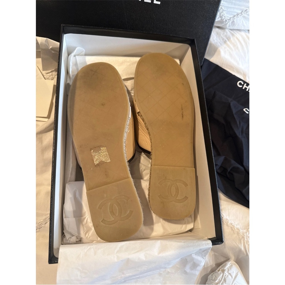 Chanel Tan and Black Mules - Picture 3 of 12